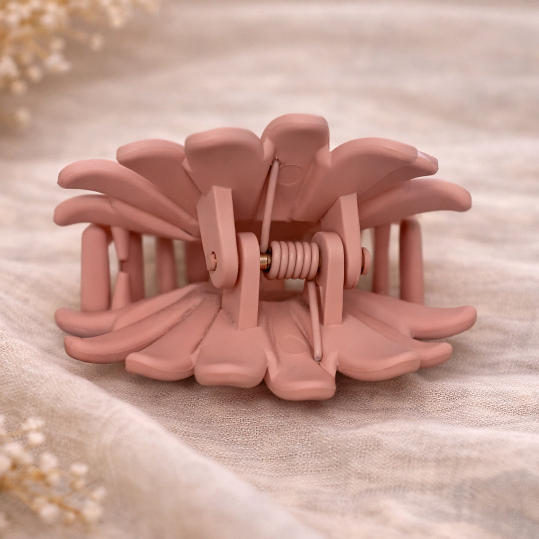 Trendy Flower Shaped Hair Claw Clip for Girls & Women