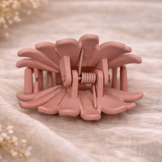 Trendy Flower Shaped Hair Claw Clip for Girls & Women
