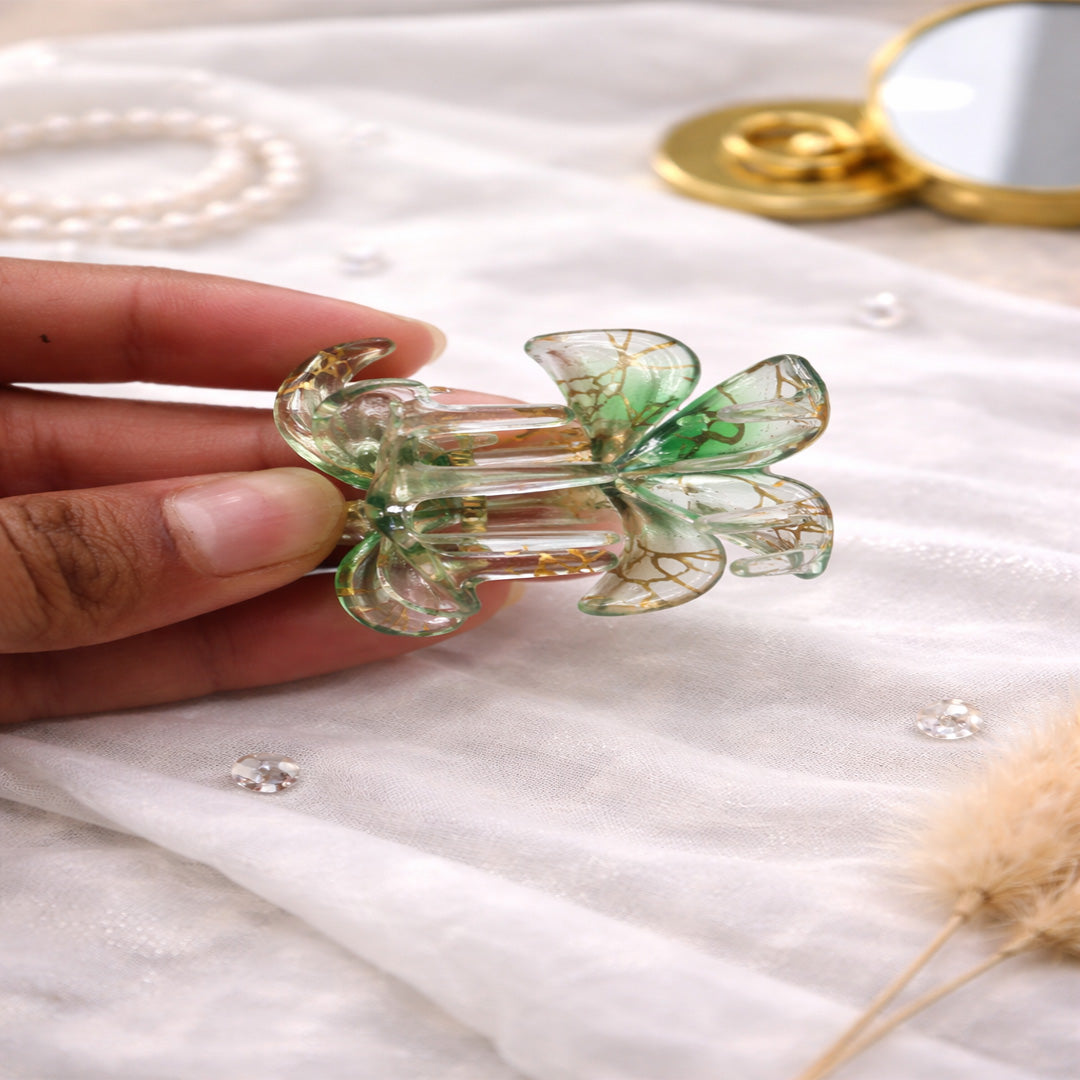 Transparent Floral Claw Clips – Pack of 12 Elegant Butterfly Flower Hair Accessories