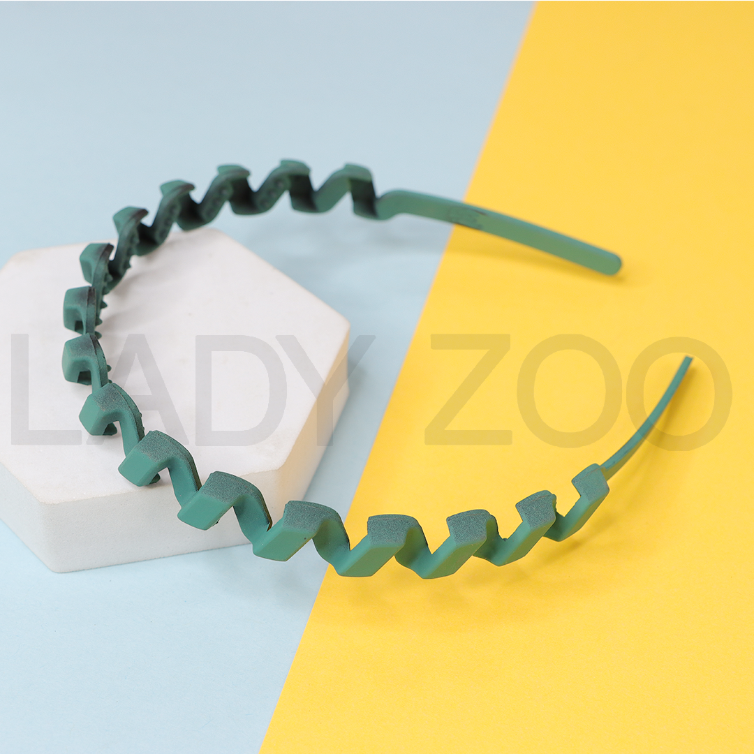 Stylish Multicolor Zig Zag Hair Band For Girls & women Hair Accessories