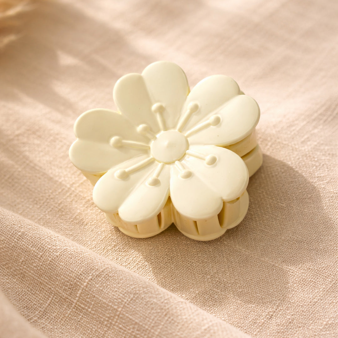 Elegant Floral Hair Claw Clip for Women | Matte Flower Design | Strong Hold Styling Clip