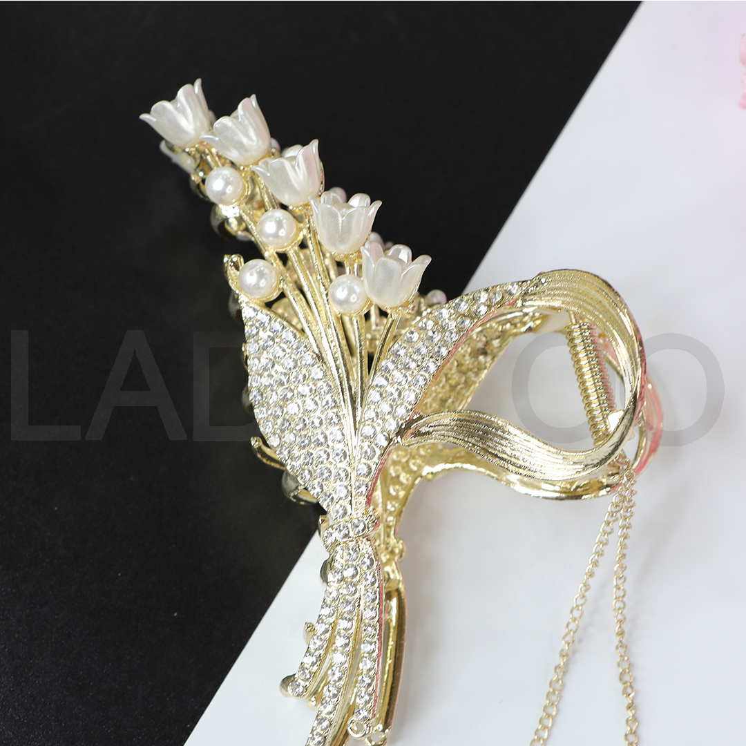 Flower Tassel Hair Clips Elegant Pearl Long Chain Hair Clip, Strong Hold Metal Hair Clips for Women