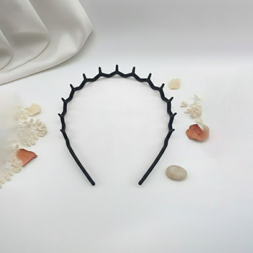 Matte Zigzag Wide-Tooth Hair Claw Clip – Minimalist Wave Design